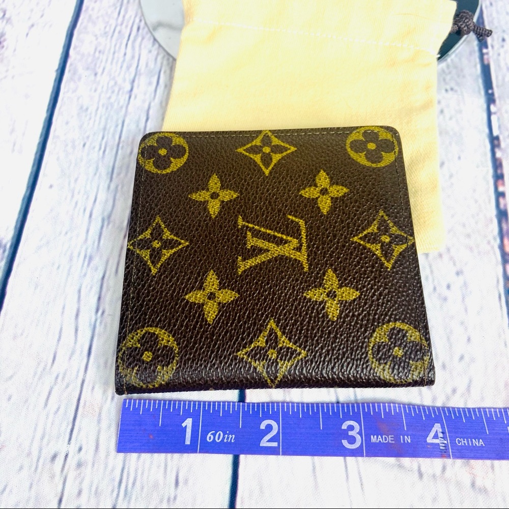 Louis Vuitton Marco bifold wallet card holder with dust bag - Picture 12 of 12